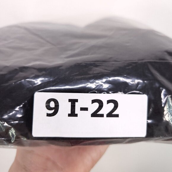 Beyond Yoga Infinity Scarf With Pocket Womens Wrap Black Neck Warmer - Picture 9 of 9